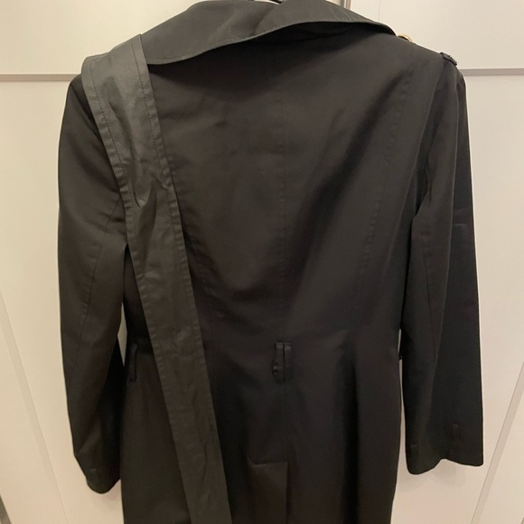 Michaels Kors Women’s black and gold trench coat with removable lining XS - Picture 4 of 7